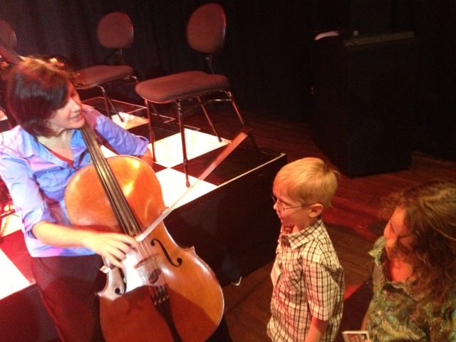 Chatting with the cellist